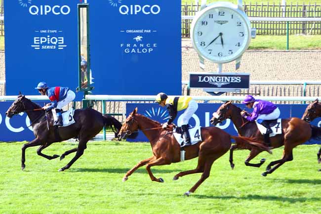 Photo d'arrivée de la course pmu PRIX DE ROYAUMONT à CHANTILLY le Dimanche 3 juin 2018
