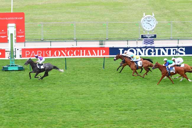 Photo d'arrivée de la course pmu PRIX DES GRANDS AUGUSTINS à LONGCHAMP le Jeudi 14 juin 2018