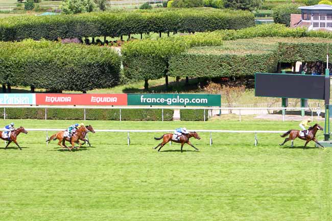 Photo d'arrivée de la course pmu PRIX DE LOUVIERS à SAINT-CLOUD le Lundi 25 juin 2018