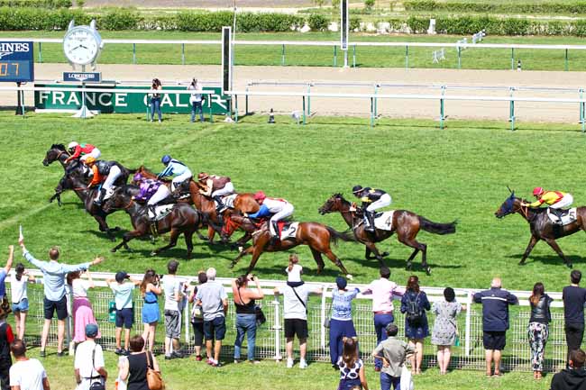 Photo d'arrivée de la course pmu PRIX DU CIDRE à DEAUVILLE le Mercredi 4 juillet 2018