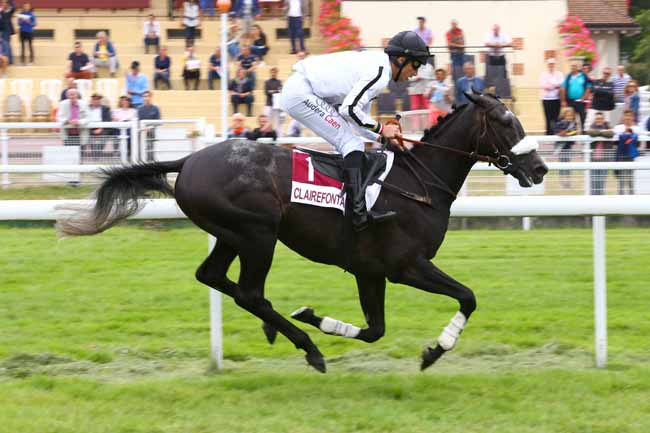 Photo d'arrivée de la course pmu PRIX S'TELCO CREATIONS à CLAIREFONTAINE le Samedi 21 juillet 2018