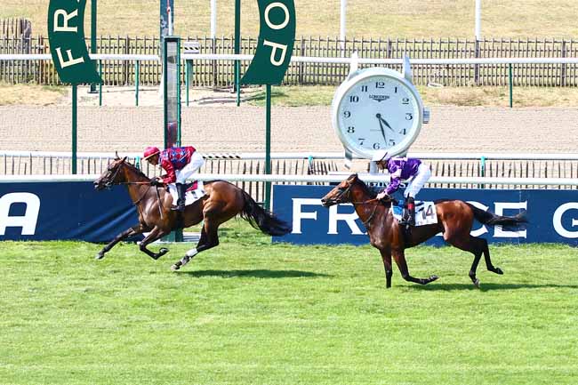 Photo d'arrivée de la course pmu PRIX DU RU DE SUZE à CHANTILLY le Lundi 23 juillet 2018