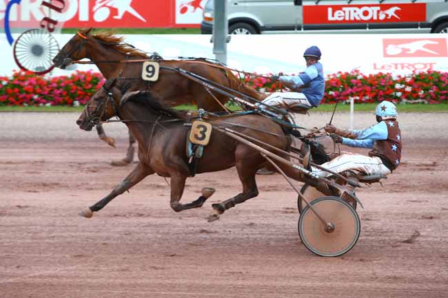 Photo d'arrivée de la course pmu PRIX MICHEL D'ORNANO à CABOURG le Vendredi 27 juillet 2018