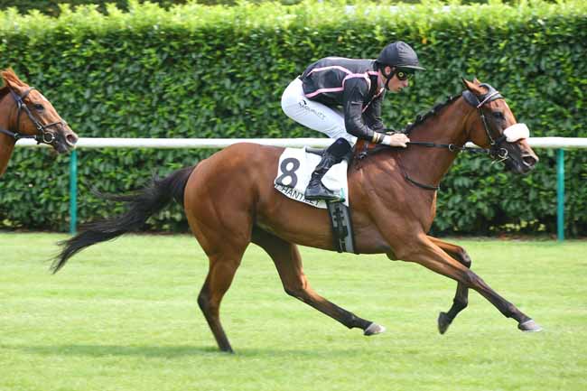 Photo d'arrivée de la course pmu PRIX DU CERFOUILLET à CHANTILLY le Vendredi 27 juillet 2018