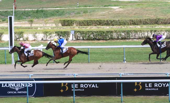 Photo d'arrivée de la course pmu CHAMPIONNAT DU MONDE LONGINES FEGENTRI - PRIX ROYAL BARRIERE à DEAUVILLE le Samedi 28 juillet 2018