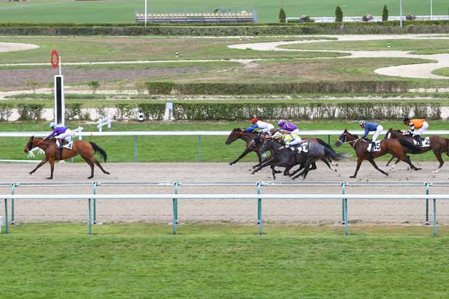 Photo d'arrivée de la course pmu PRIX DE LA VILLA MILLAIA à DEAUVILLE le Mardi 7 août 2018