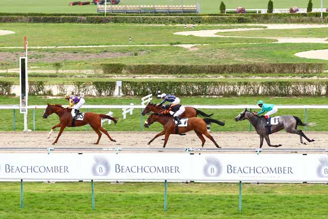 Photo d'arrivée de la course pmu PRIX DE FORMENTIN à DEAUVILLE le Mardi 21 août 2018