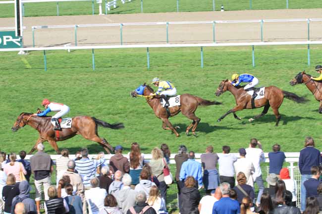 Photo d'arrivée de la course pmu PRIX DE LA RECONVERSION D'UN CHEVAL DE COURSES EN CHEVAL DE HORSE BALL à DEAUVILLE le Samedi 25 août 2018