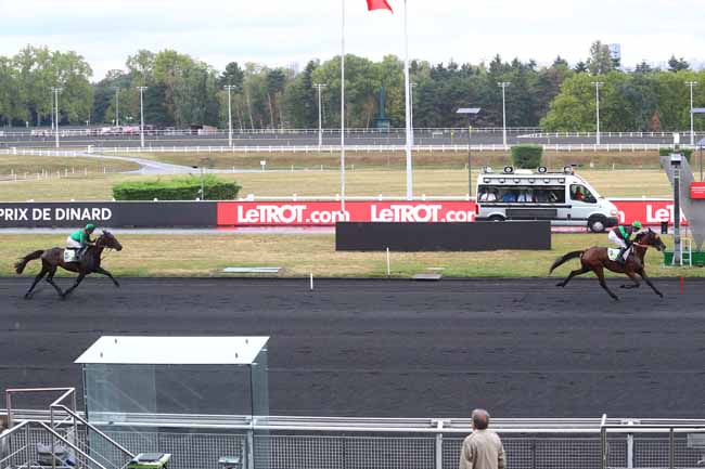 Photo d'arrivée de la course pmu PRIX DE DINARD à PARIS-VINCENNES le Mercredi 29 août 2018