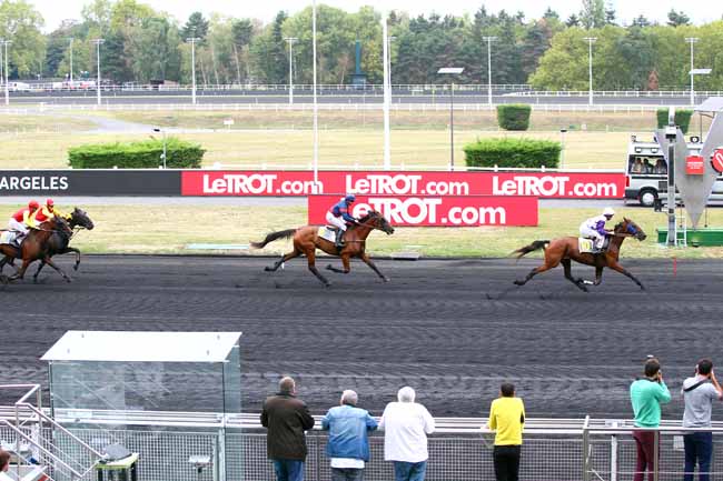 Photo d'arrivée de la course pmu PRIX D'ARGELES à PARIS-VINCENNES le Jeudi 30 août 2018