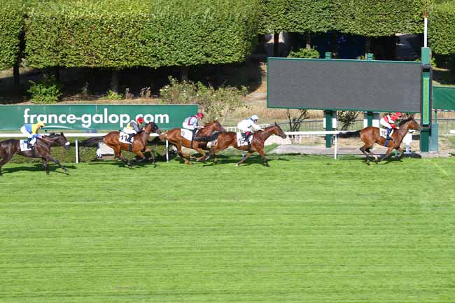 Photo d'arrivée de la course pmu PRIX DE BESSAN à SAINT-CLOUD le Vendredi 14 septembre 2018