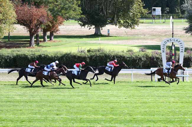 Photo d'arrivée de la course pmu PRIX RIEUR à MAISONS-LAFFITTE le Lundi 17 septembre 2018