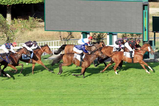 Photo d'arrivée de la course pmu PRIX DE PORT ROYAL à SAINT-CLOUD le Mercredi 19 septembre 2018