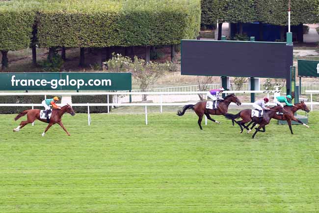 Photo d'arrivée de la course pmu PRIX SANCTUS à SAINT-CLOUD le Vendredi 28 septembre 2018