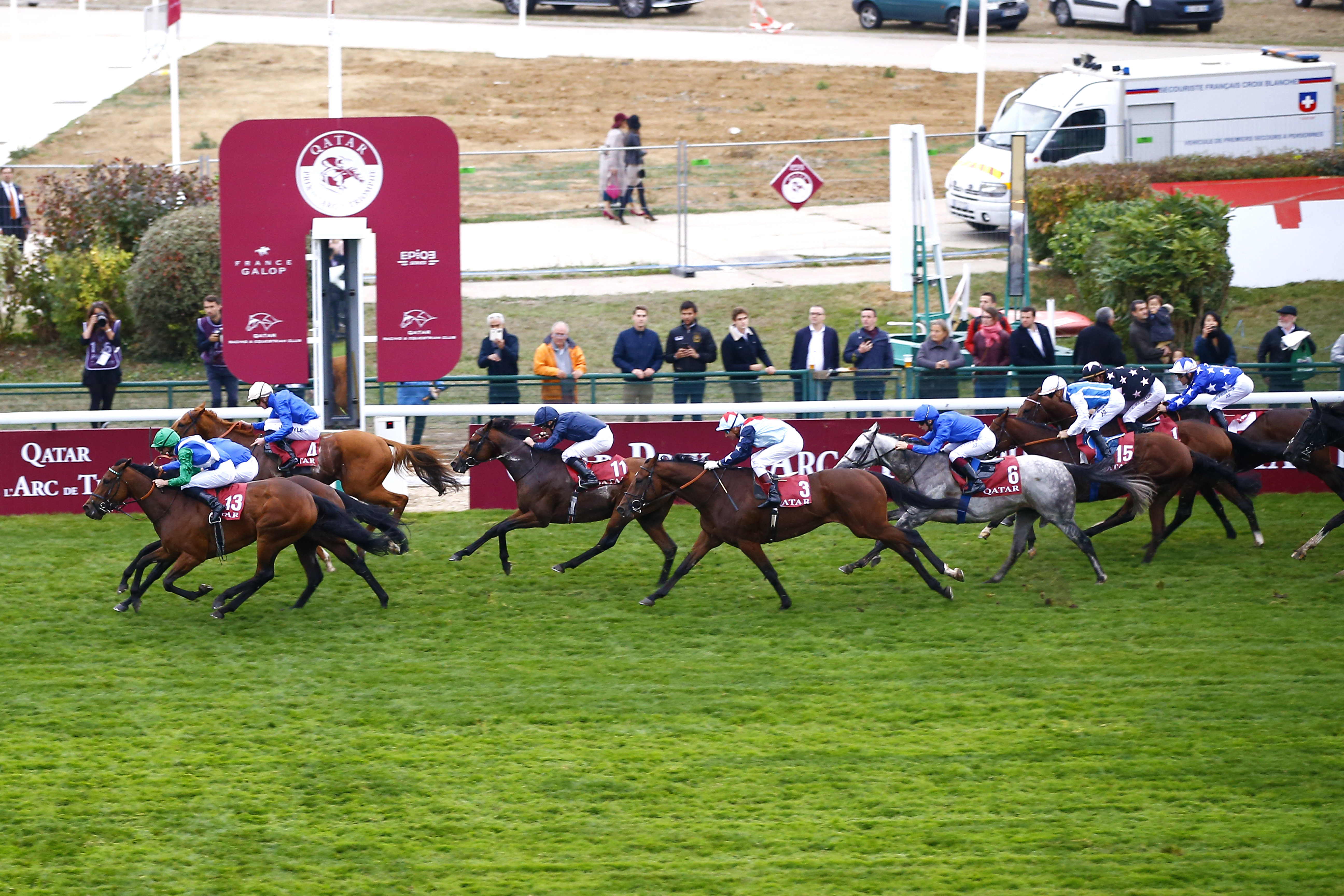 Photo d'arrivée de la course pmu QATAR PRIX DE LA FORET à LONGCHAMP le Dimanche 7 octobre 2018