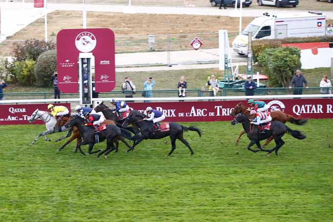 Photo d'arrivée de la course pmu QATAR GRAND HANDICAP DES FLYERS PRESENTE PAR RMC à LONGCHAMP le Dimanche 7 octobre 2018