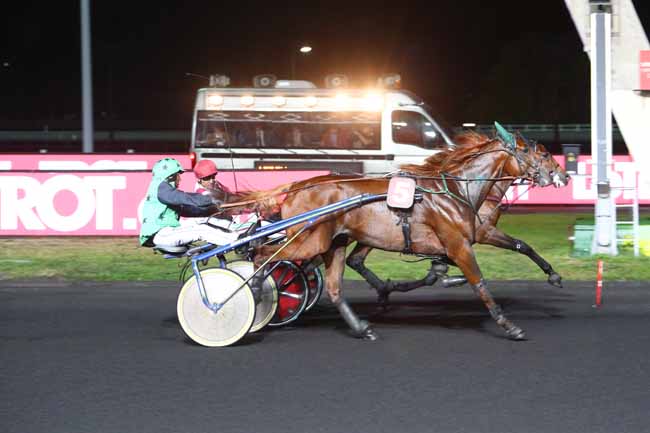 Photo d'arrivée de la course pmu PRIX PHAEDRA à PARIS-VINCENNES le Mardi 9 octobre 2018