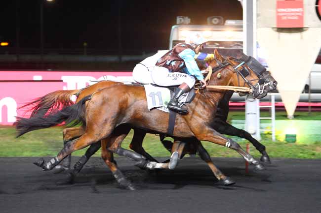 Photo d'arrivée de la course pmu PRIX MAJA à PARIS-VINCENNES le Mardi 9 octobre 2018