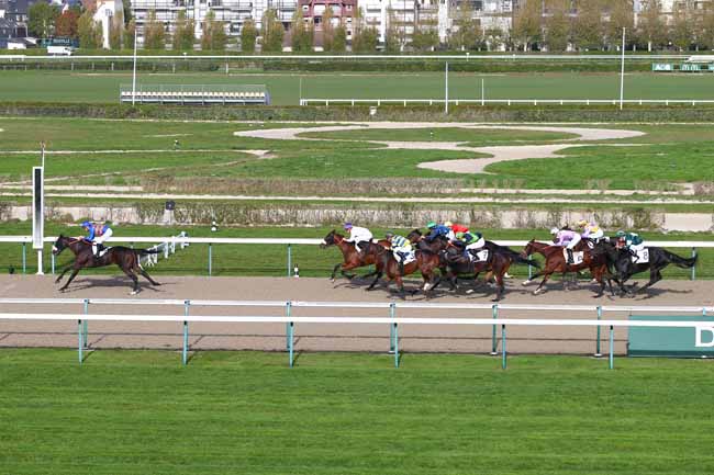 Photo d'arrivée de la course pmu PRIX DE MANERBE à DEAUVILLE le Mardi 23 octobre 2018