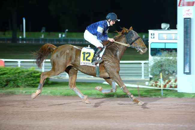 Photo d'arrivée de la course pmu PRIX DE LA BASTILLE à ENGHIEN le Mercredi 24 octobre 2018