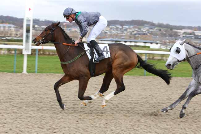 Photo d'arrivée de la course pmu PRIX DE CUIGNY à DEAUVILLE le Mercredi 5 décembre 2018
