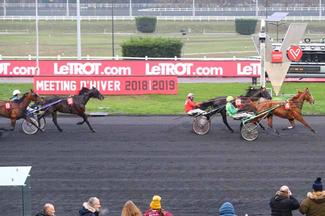 Photo d'arrivée de la course pmu PRIX DE REIMS à PARIS-VINCENNES le Samedi 15 décembre 2018