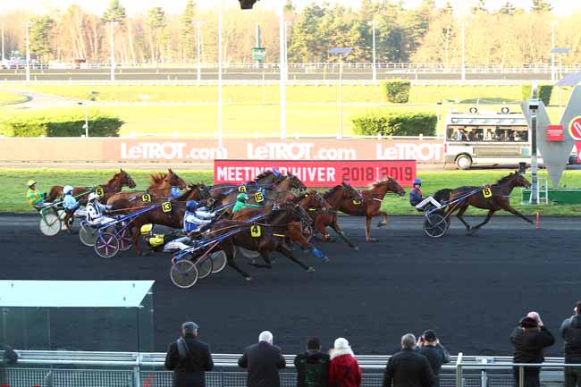 Photo d'arrivée de la course pmu PRIX DE CRAON à PARIS-VINCENNES le Mardi 25 décembre 2018