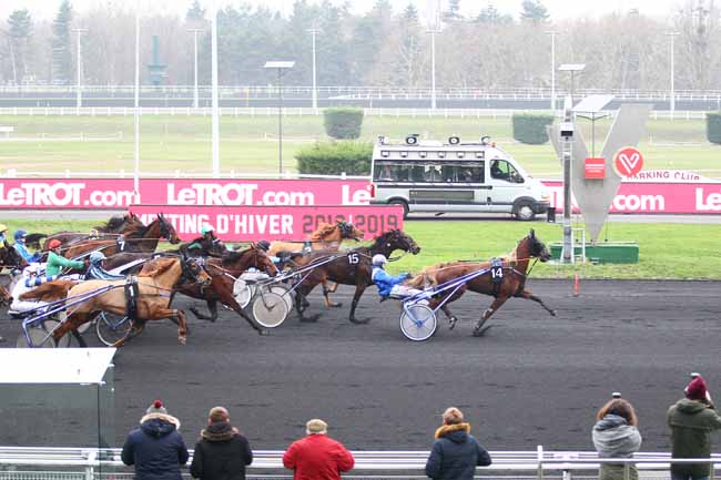 Photo d'arrivée de la course pmu PRIX DE LANDERNEAU à PARIS-VINCENNES le Samedi 29 décembre 2018