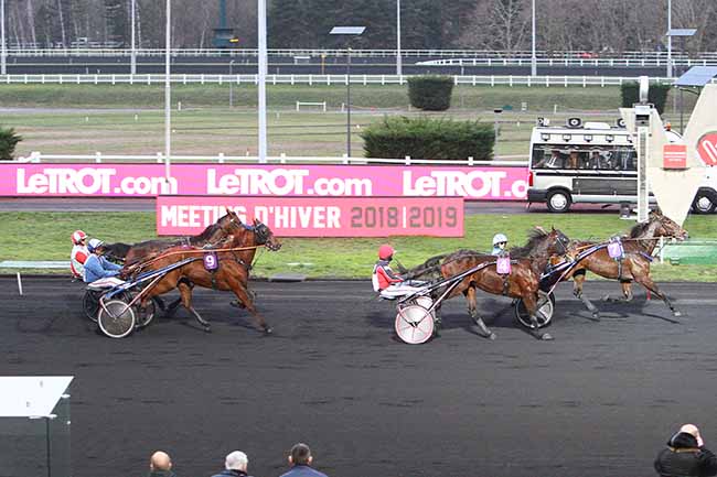 Photo d'arrivée de la course pmu PRIX DE BARFLEUR à PARIS-VINCENNES le Samedi 2 février 2019