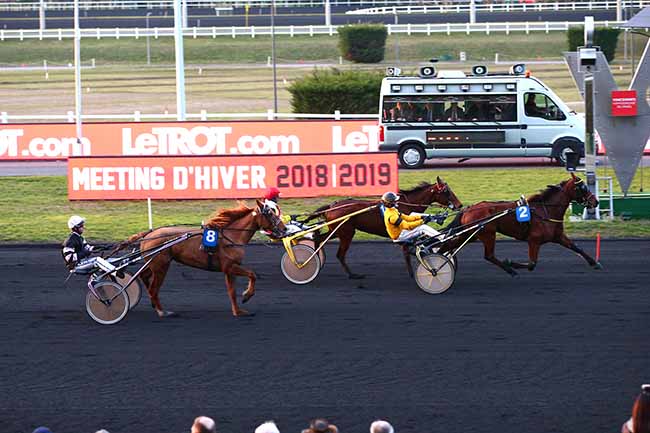 Photo d'arrivée de la course pmu PRIX DE FREJUS à PARIS-VINCENNES le Lundi 18 février 2019