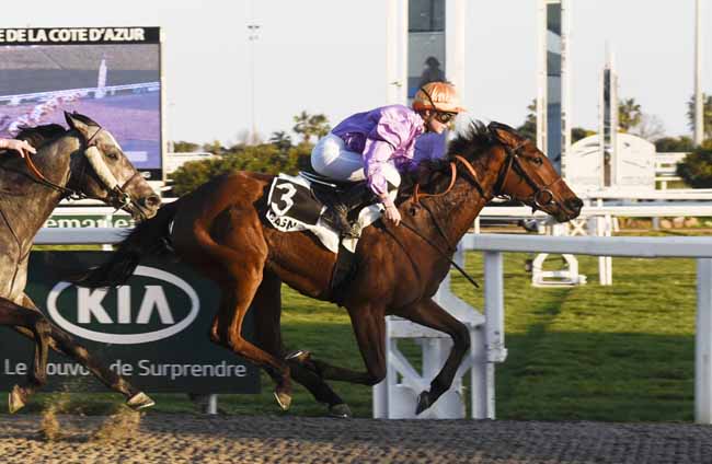 Photo d'arrivée de la course pmu PRIX DE FONTVIEILLE à CAGNES-SUR-MER le Mercredi 20 février 2019