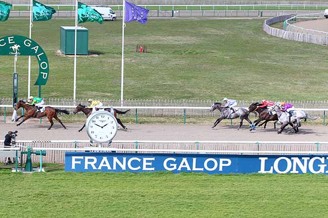 Photo d'arrivée de la course pmu PRIX DU CENTRE D'ENTRAINEMENT à CHANTILLY le Vendredi 8 mars 2019