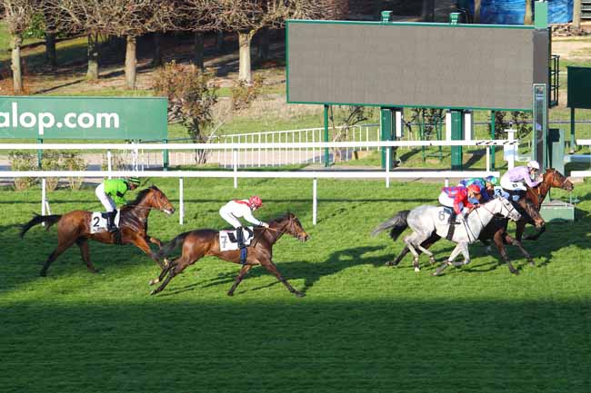 Photo d'arrivée de la course pmu PRIX DE JUVISY à SAINT-CLOUD le Jeudi 21 mars 2019