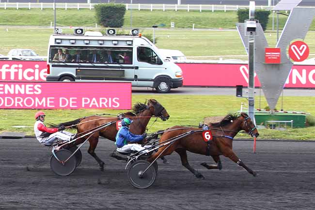Photo d'arrivée de la course pmu PRIX DE LA LORRAINE à PARIS-VINCENNES le Samedi 13 avril 2019