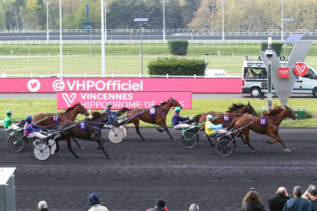 Photo d'arrivée de la course pmu PRIX DE CHATEAU-GAILLARD à PARIS-VINCENNES le Samedi 13 avril 2019