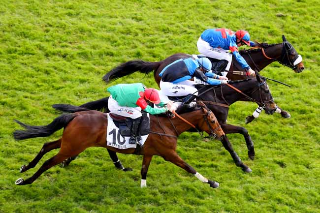 Photo d'arrivée de la course pmu PRIX LE HON à AUTEUIL le Mercredi 17 avril 2019
