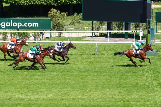 Photo d'arrivée de la course pmu PRIX MISSISSIPIAN à SAINT-CLOUD le Lundi 13 mai 2019