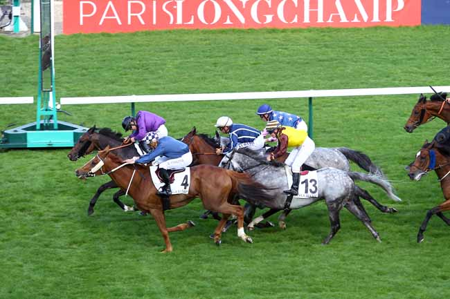 Photo d'arrivée de la course pmu PRIX DE LA PORTE DAUPHINE à LONGCHAMP le Lundi 3 juin 2019