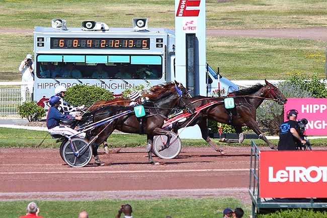 Photo d'arrivée de la course pmu PRIX DE BERLIN à ENGHIEN le Samedi 6 juillet 2019