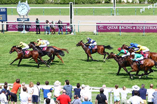 Photo d'arrivée de la course pmu QATAR PRIX KISTENA à DEAUVILLE le Dimanche 7 juillet 2019