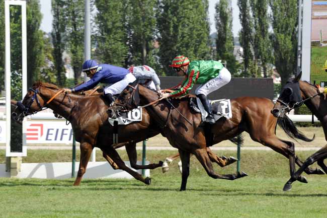 Photo d'arrivée de la course pmu PRIX GABRIEL BRUN à VICHY le Mardi 16 juillet 2019
