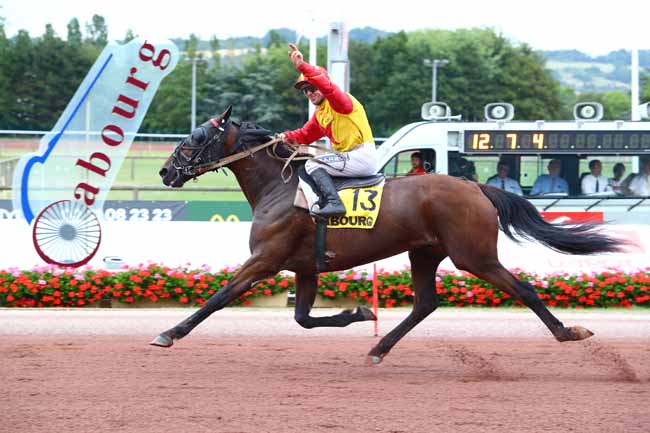 Photo d'arrivée de la course pmu PRIX FANDANGO à CABOURG le Vendredi 19 juillet 2019