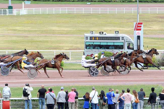 Photo d'arrivée de la course pmu PRIX DOMINIQUE SAVARY à ENGHIEN le Samedi 27 juillet 2019
