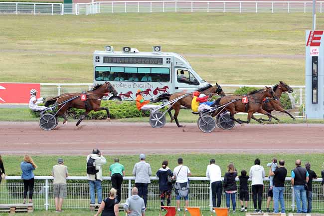 Photo d'arrivée de la course pmu PRIX DE WASHINGTON à ENGHIEN le Samedi 27 juillet 2019
