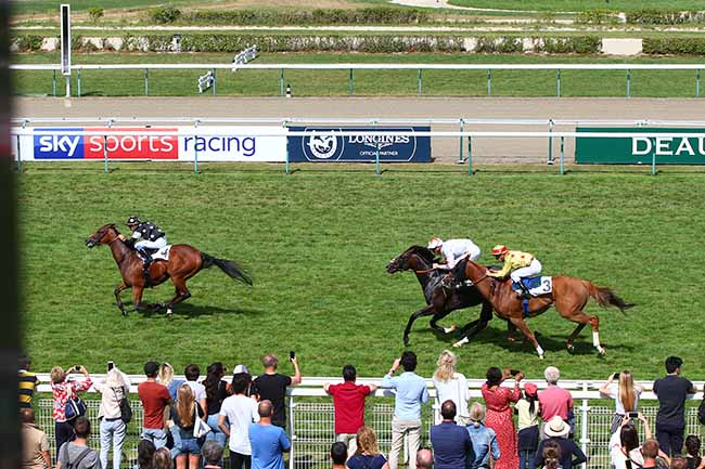 Photo d'arrivée de la course pmu PRIX DU CERCLE - SAUTERNES'S CUP à DEAUVILLE le Samedi 27 juillet 2019