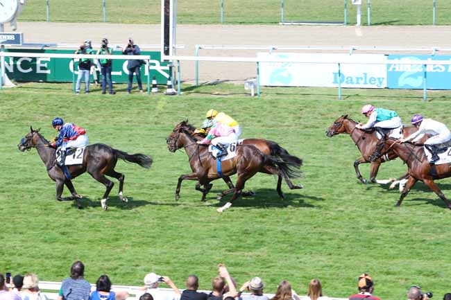 Photo d'arrivée de la course pmu ARQANA PRIX DE LISIEUX à DEAUVILLE le Dimanche 28 juillet 2019