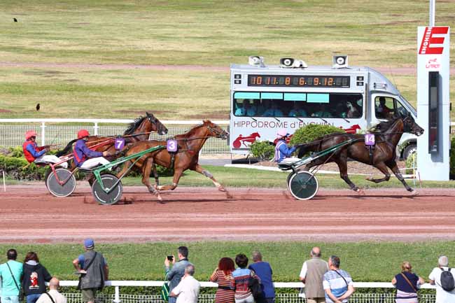 Photo d'arrivée de la course pmu PRIX DE LA GOUTTE D'OR à ENGHIEN le Mercredi 31 juillet 2019