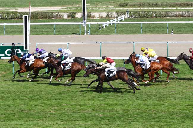 Photo d'arrivée de la course pmu PRIX DE LA BARBERIE à DEAUVILLE le Mardi 20 août 2019