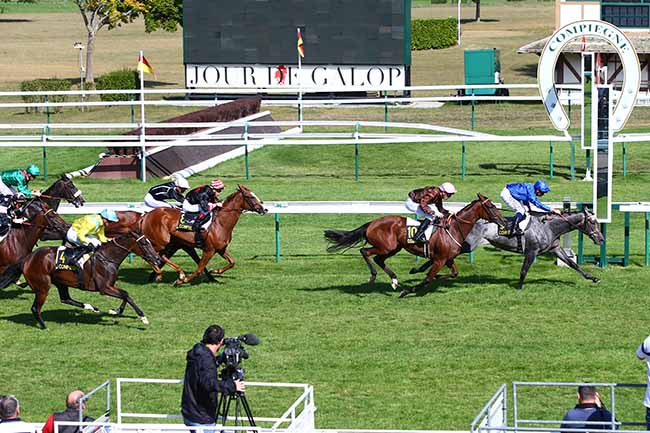 Photo d'arrivée de la course pmu PRIX DE GILOCOURT à COMPIEGNE le Mardi 17 septembre 2019