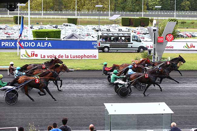Photo d'arrivée de la course pmu PRIX DE GAILLON à PARIS-VINCENNES le Dimanche 29 septembre 2019
